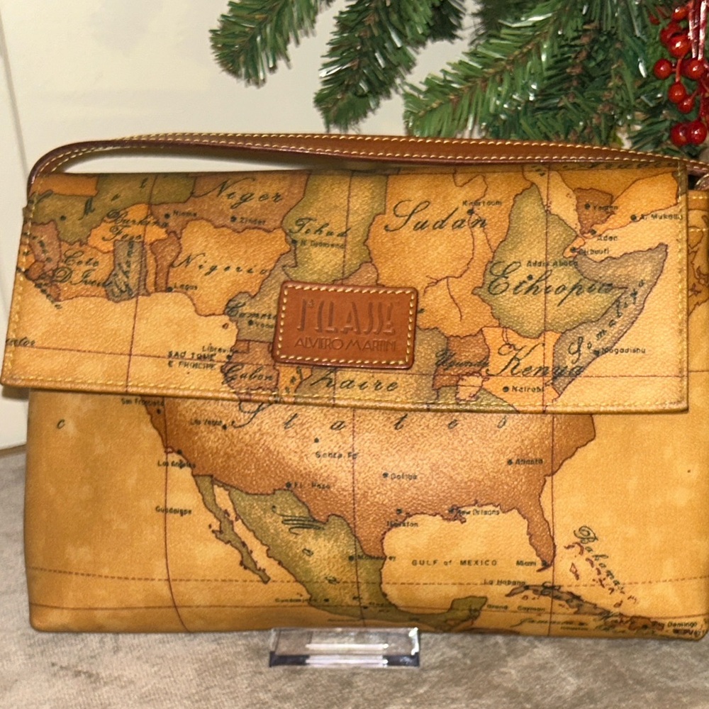 Alviero Martini Tan Map‎ Print Bag